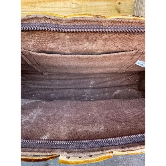 Handmade Coconut Shell Shiny Paint lacquer finish Handbag Purse w/wooden‎ handle - Picture 11 of 16